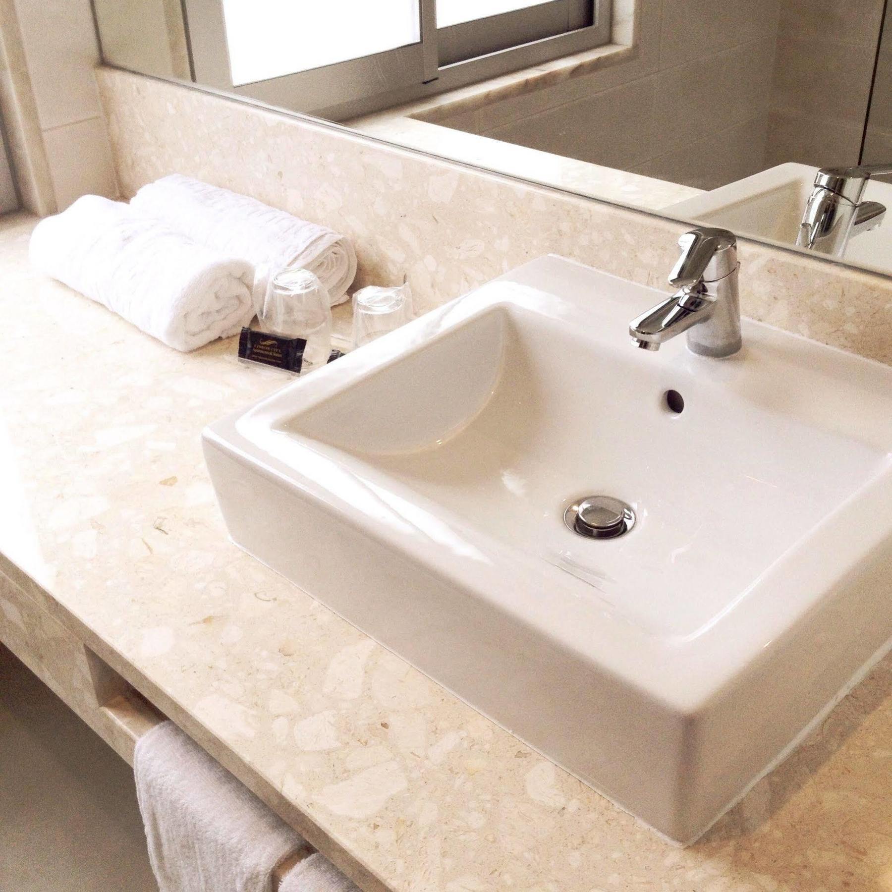 Appart hôtel & By 3*