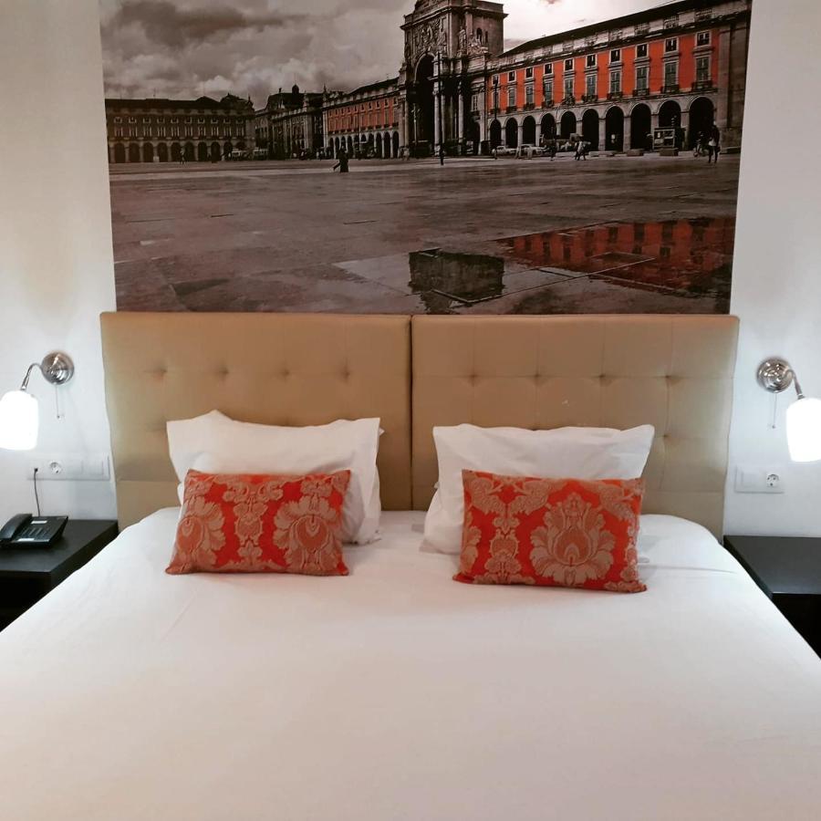 & By Apartahotel